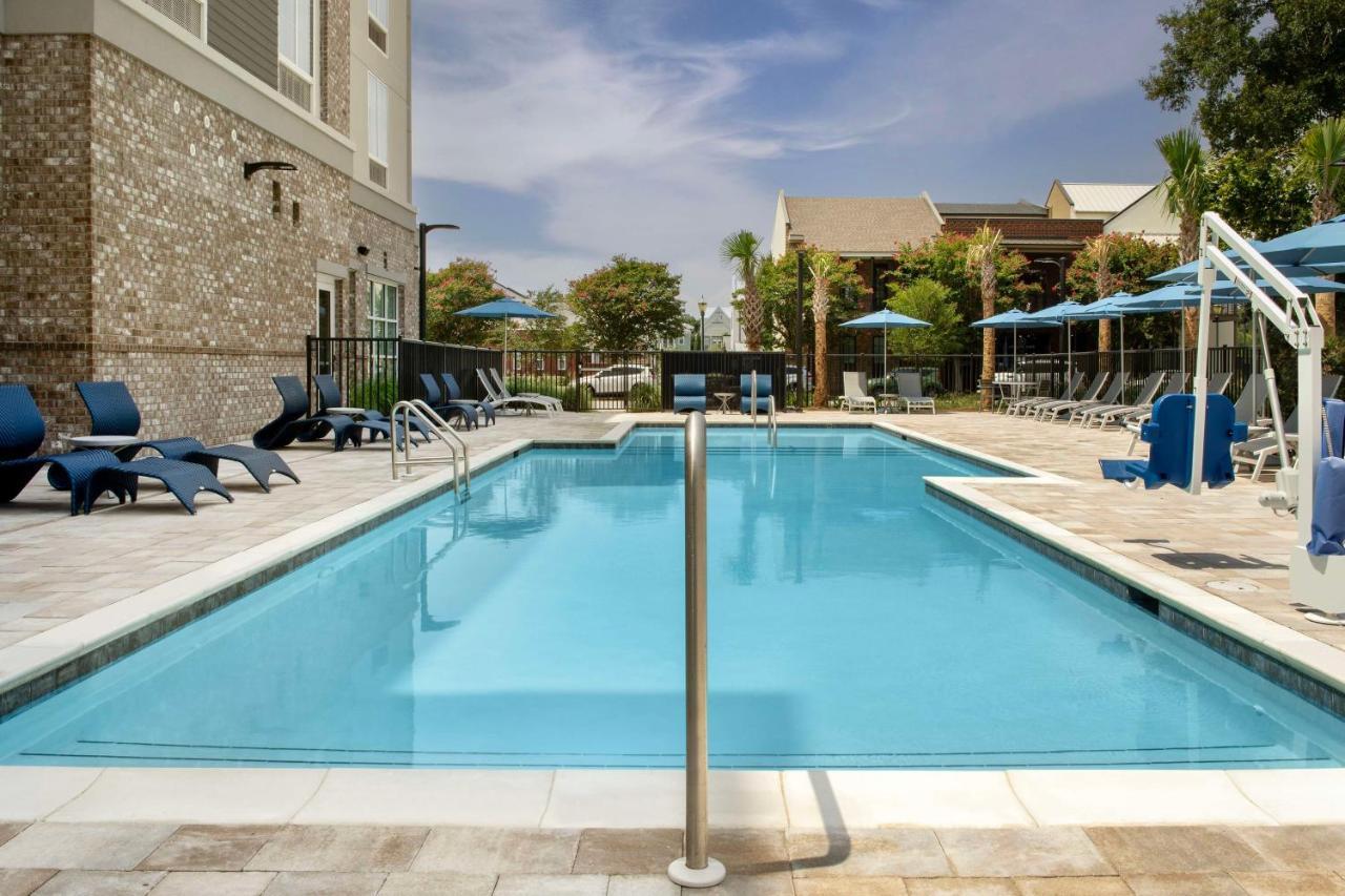 Hilton Garden Inn Pensacola Downtown المظهر الخارجي الصورة
